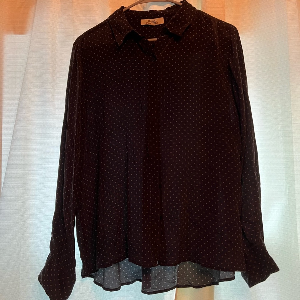Silk Black and Gray Button Ip Blouse